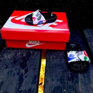Nike toddler slides